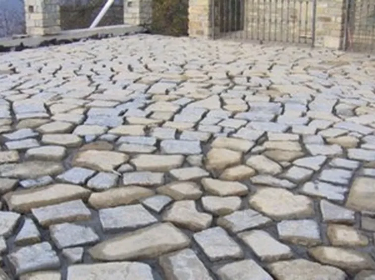 Pavimento in pietra