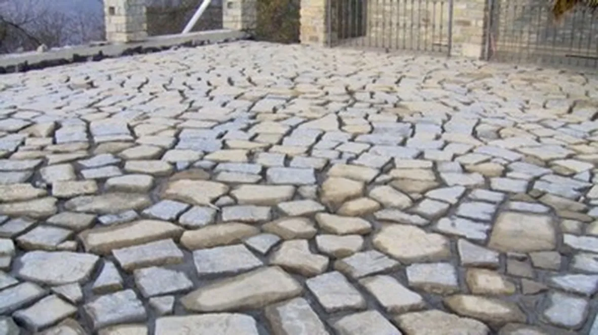 Pavimento in pietra