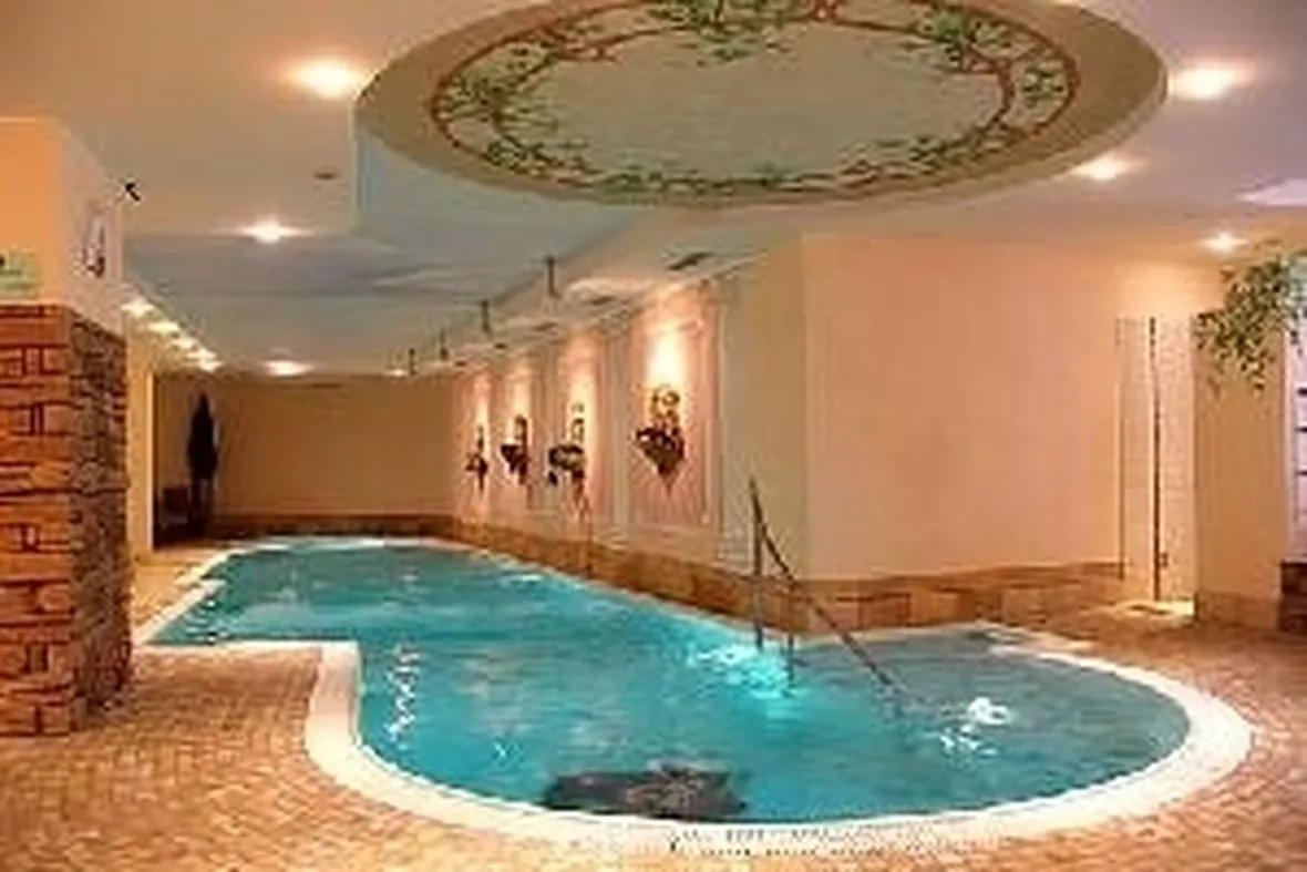 piscina coperta