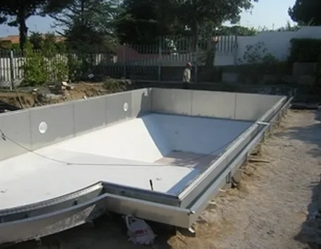piscine in acciaio
