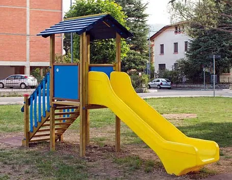 scivoli in legno