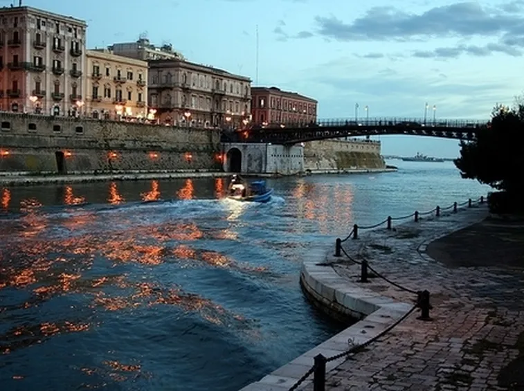 consegna fiori a Taranto