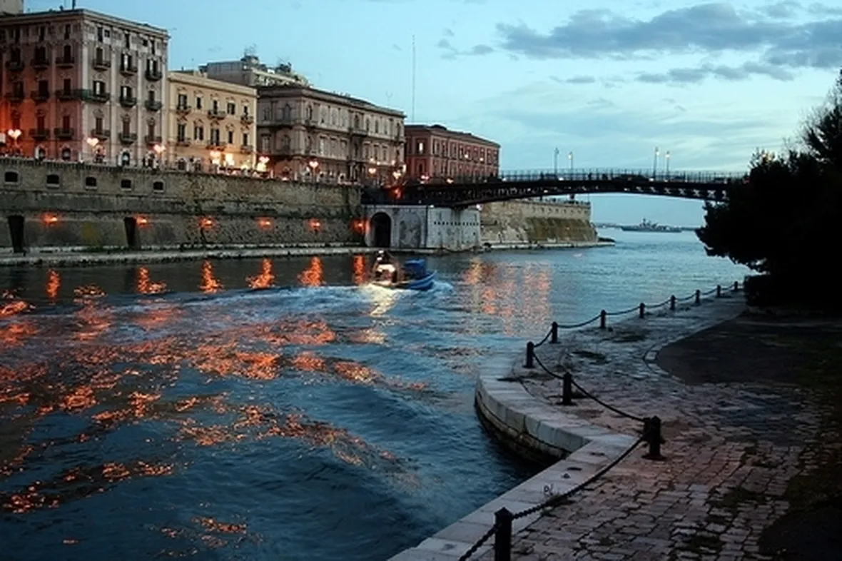 consegna fiori a Taranto