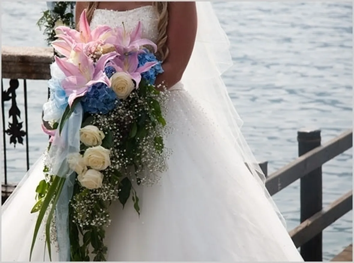 bouquet lysianthus blu