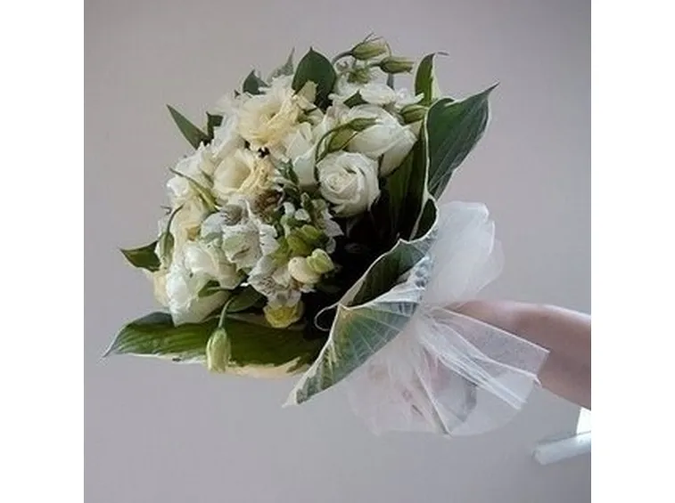 bouquet roselline bianche-1