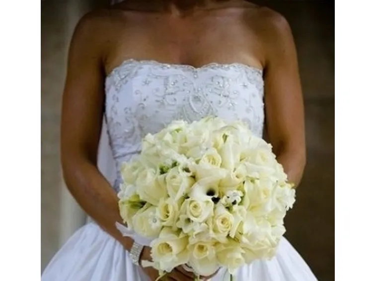 bouquet speciale rose biacnhe