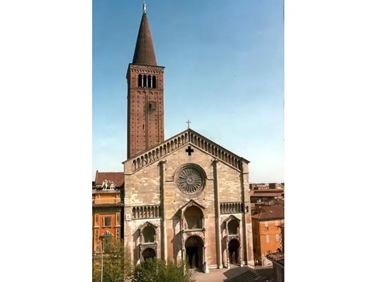 spedire fiori a Piacenza