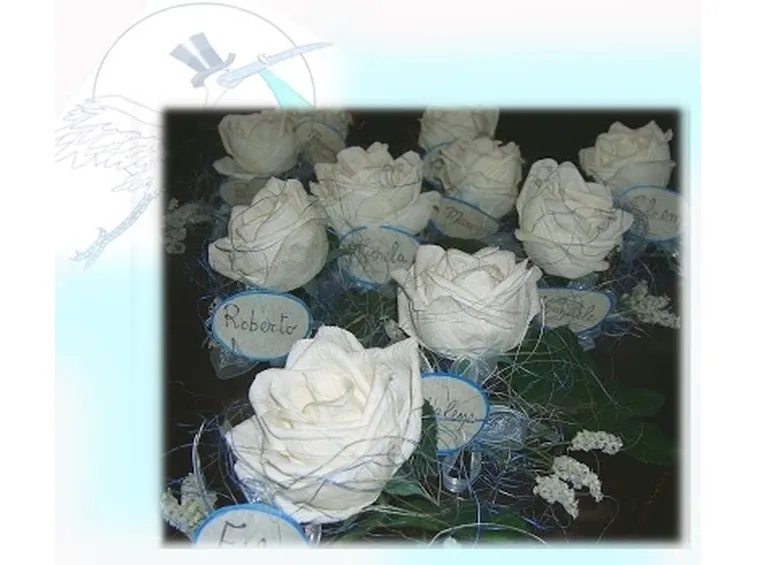 Fiori finti per cerimonie come battesimo, comunione e cresime