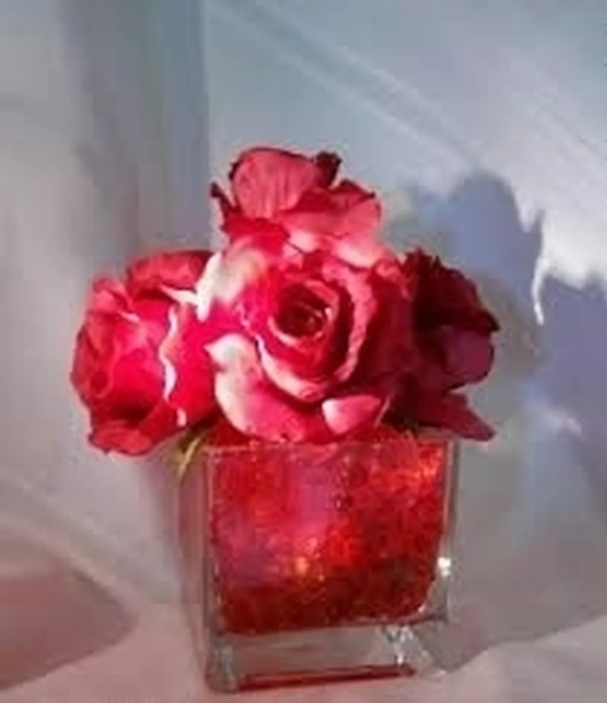 bouquet sposa con rose rosse e bianche