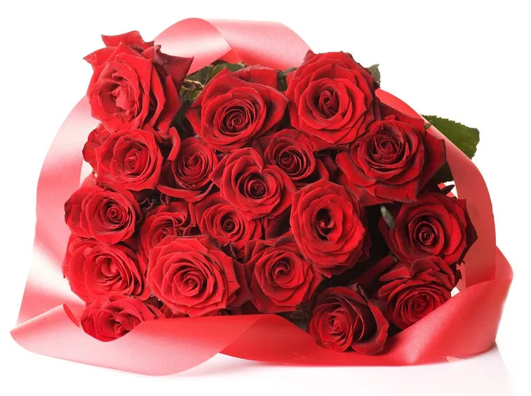 costo mazzo di rose rosse