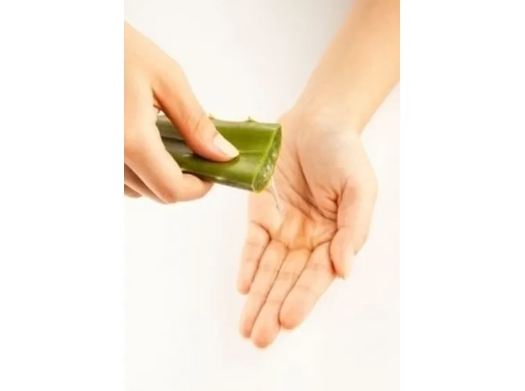 cura aloe-7