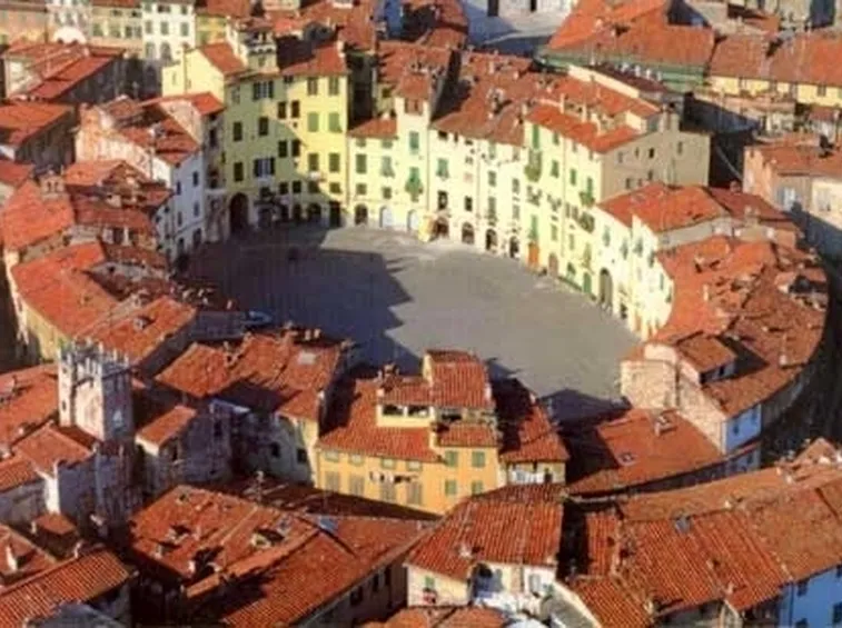 fiori Lucca