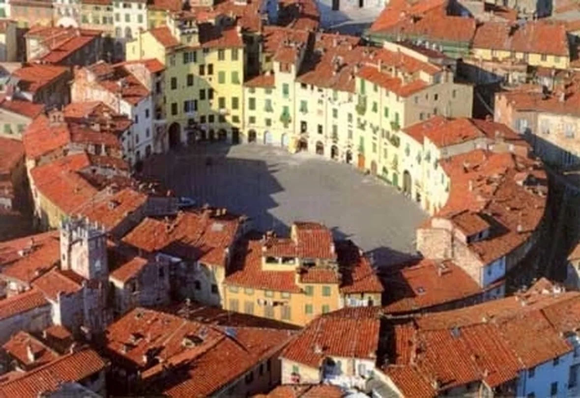 fiori Lucca