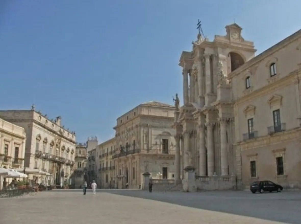 spedizione fiori Siracusa