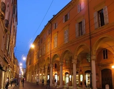 inviare fiori a Modena