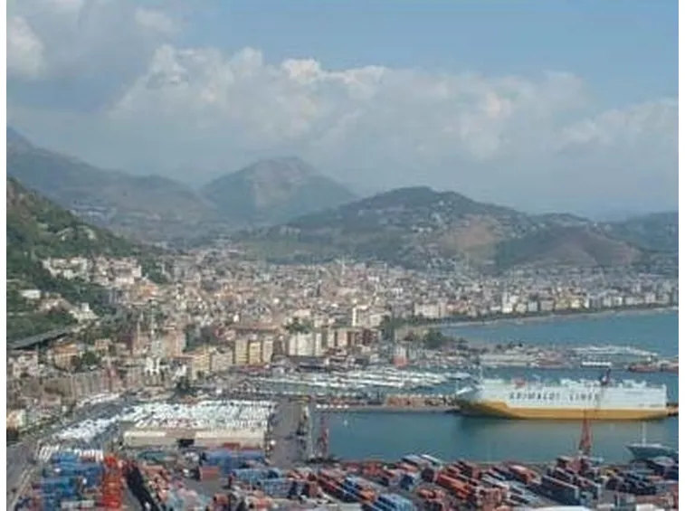 inviare fiori a Salerno
