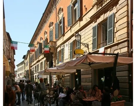 spedire fiori a Reggio nell'Emilia