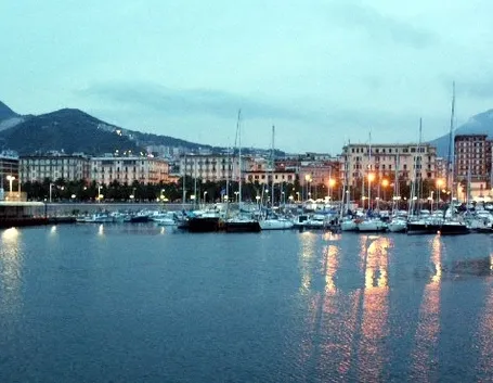 spedire fiori a Salerno