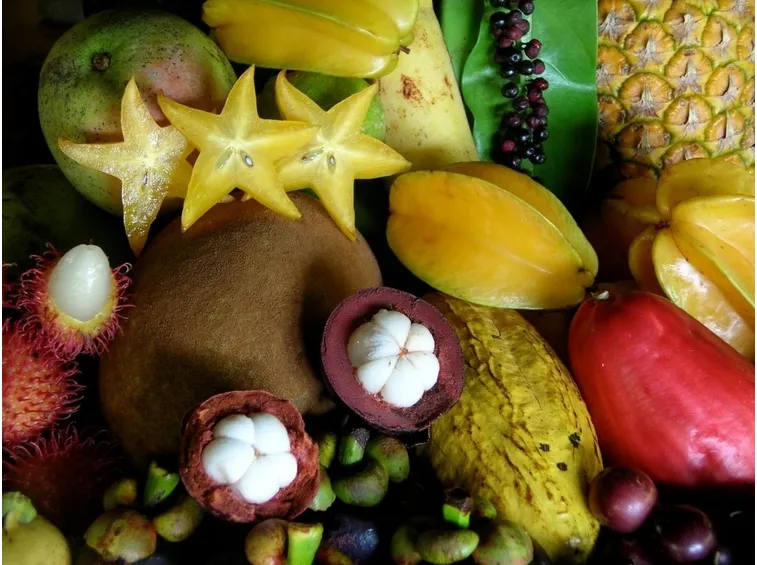 I frutti tropicali sulle nostre tavole