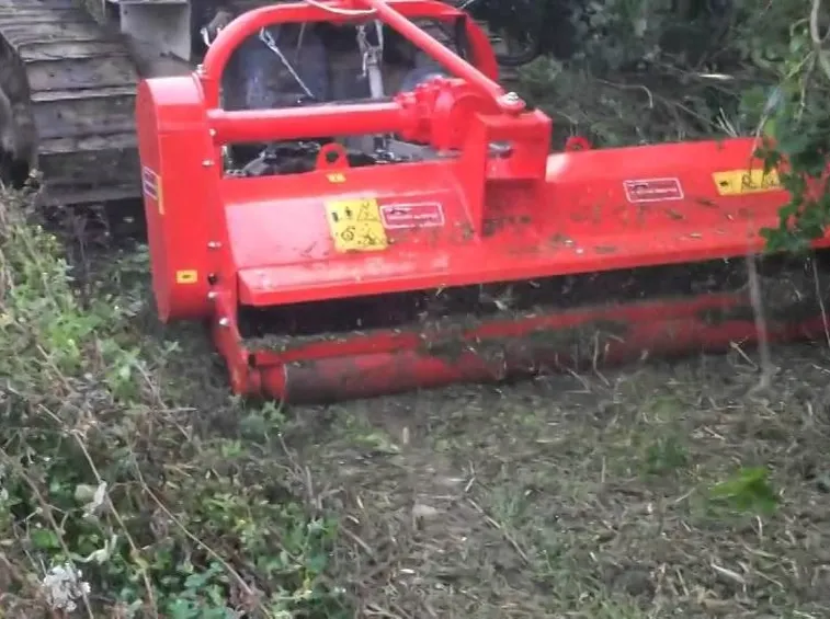 Trinciasarmenti da giardino agganciate