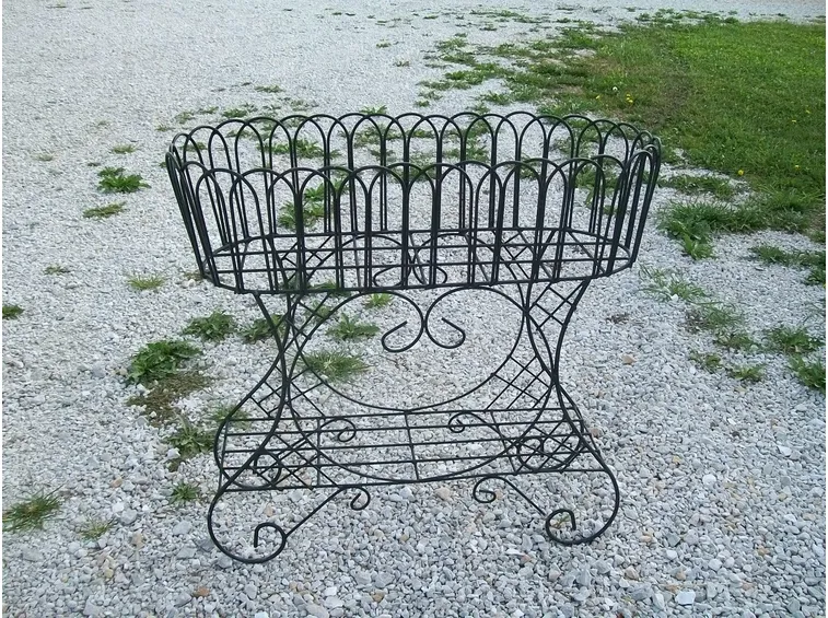 fioriere in ferro battuto