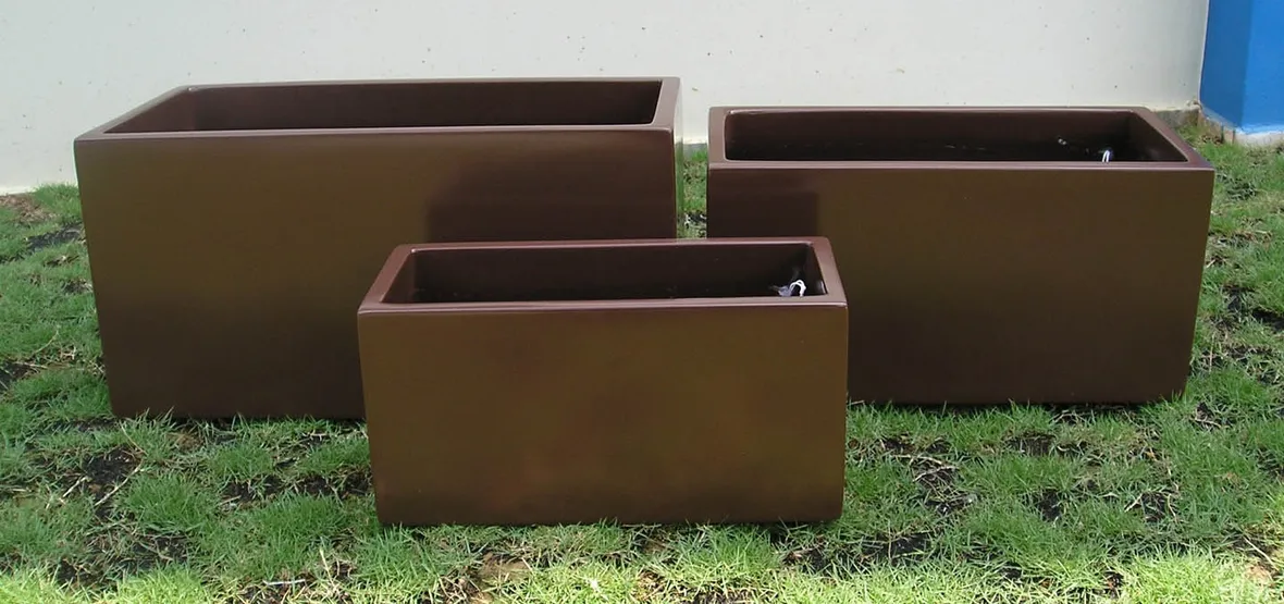 vasi e fioriere : Le fioriere in plastica