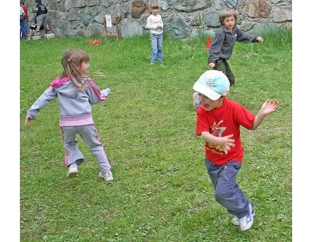 palla prigioniera-1