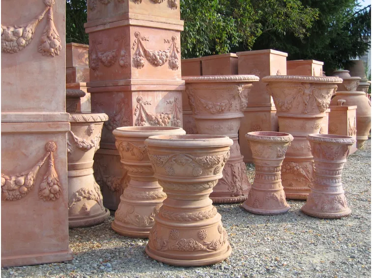 vasi in terracotta