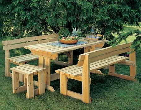 mobili da giardino : Ombrelloni nel giardino