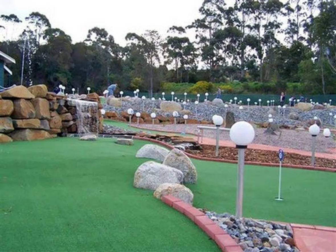 mini golf