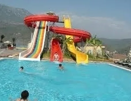 Scivoli da piscina