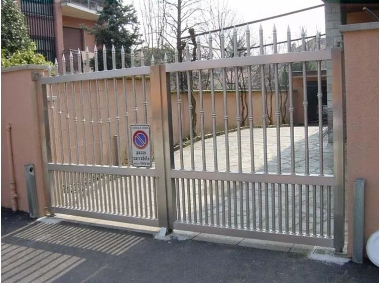 Cancelli a battente