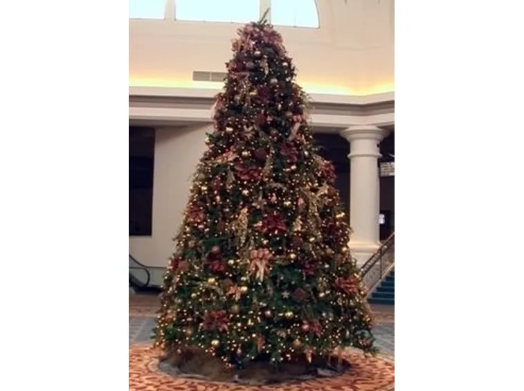 albero di natale finto