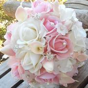 bouquet di calle e rose