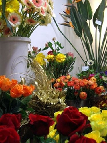 COME SI FANNO I FIORI DI CARTA