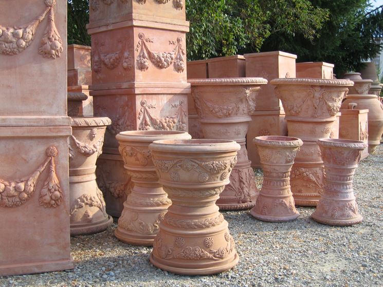vasi in terracotta