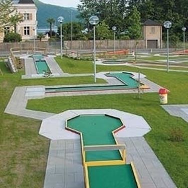 mini golf-2